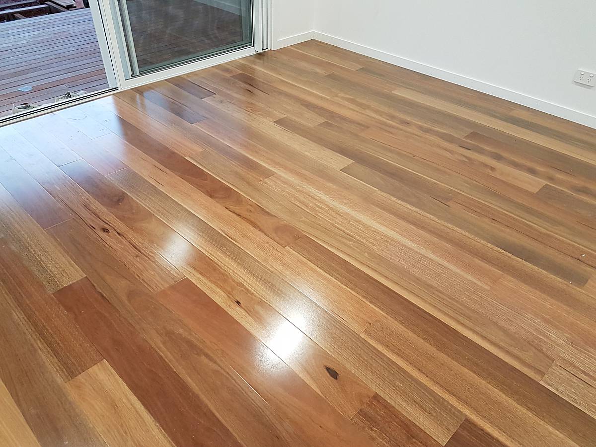 130x18mm Spotted Gum pre-finished floor, Redland Bay